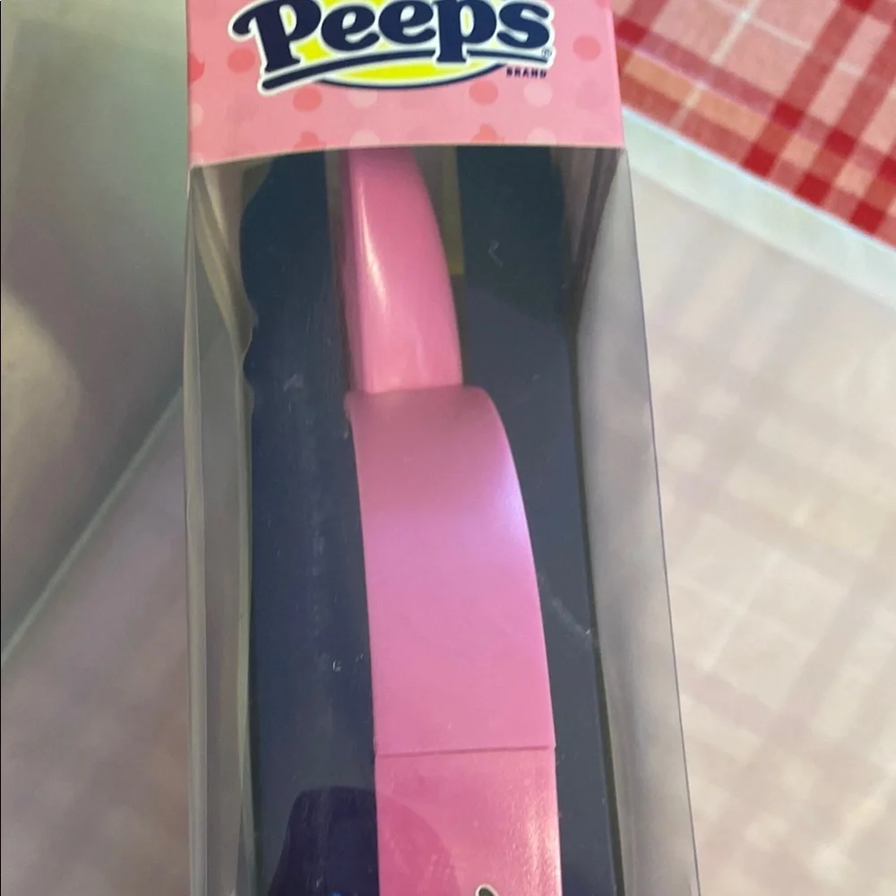 Pink Bluetooth Over-Ear Headset with Bunny Design peeps
